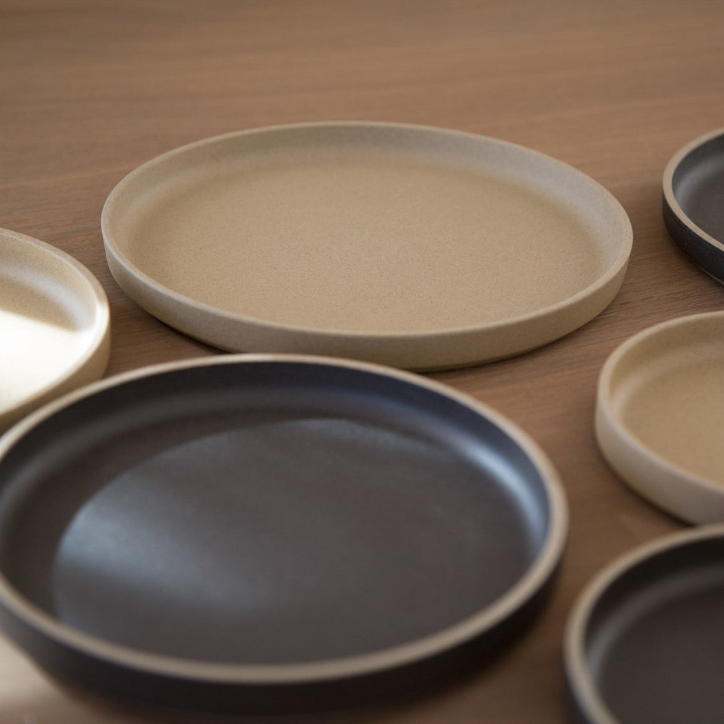 Hasami Layering Plate (3 Colors, 6 Sizes)