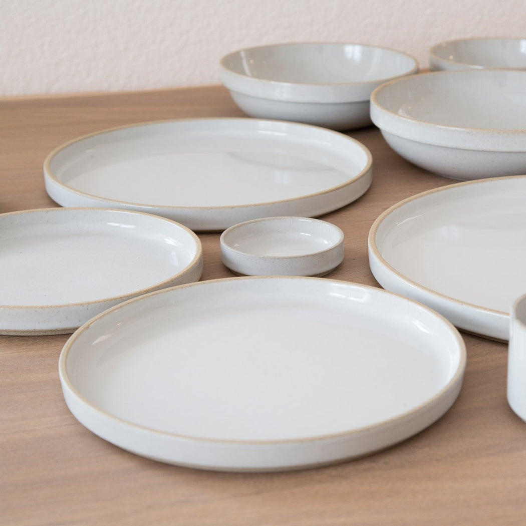 Hasami Layering Plate (3 Colors, 6 Sizes)