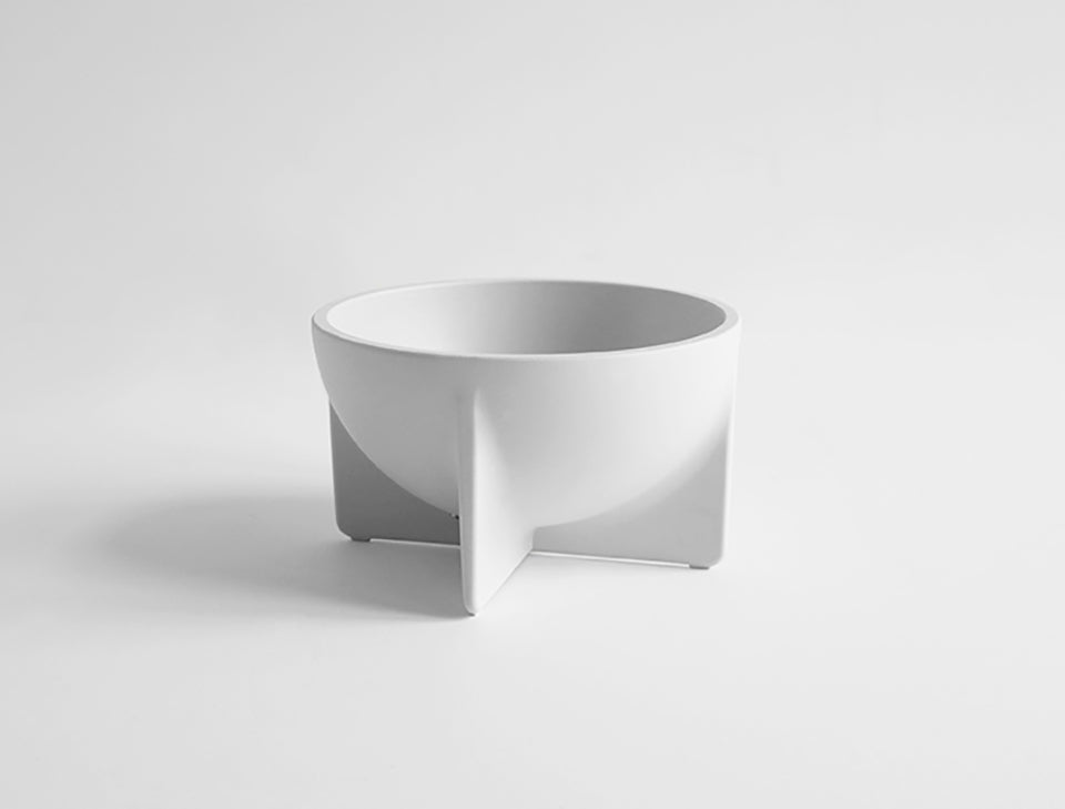 Small Standing Bowl (4 Colors)